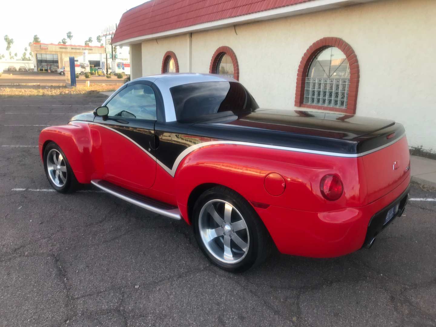 4th Image of a 2003 CHEVROLET SSR LS