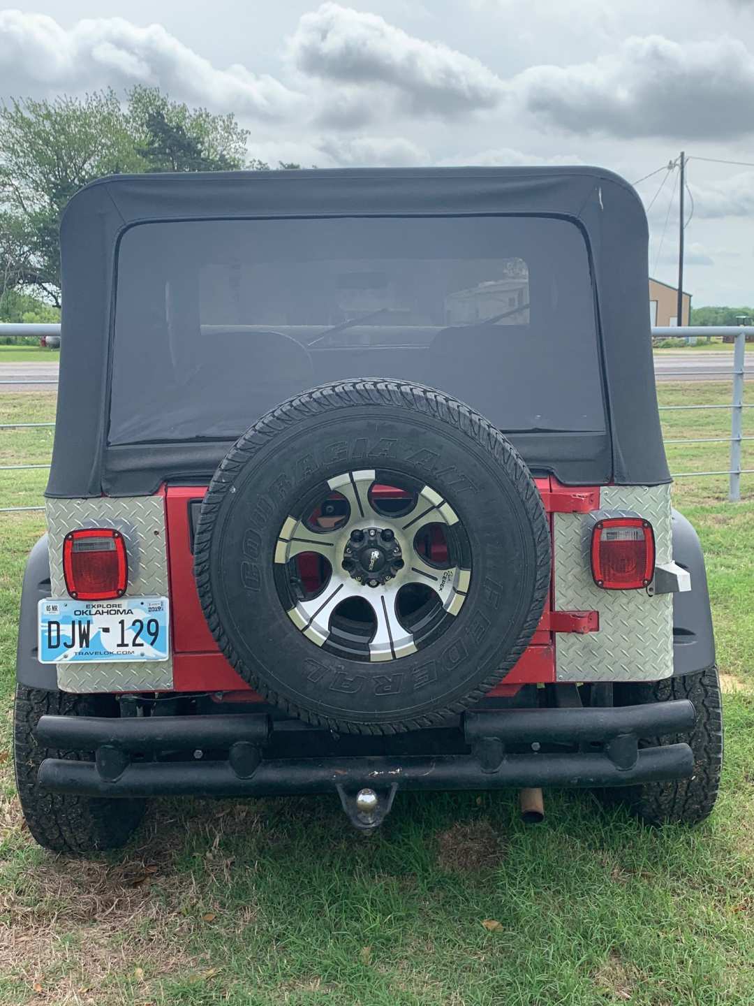 3rd Image of a 1989 JEEP WRANGLER