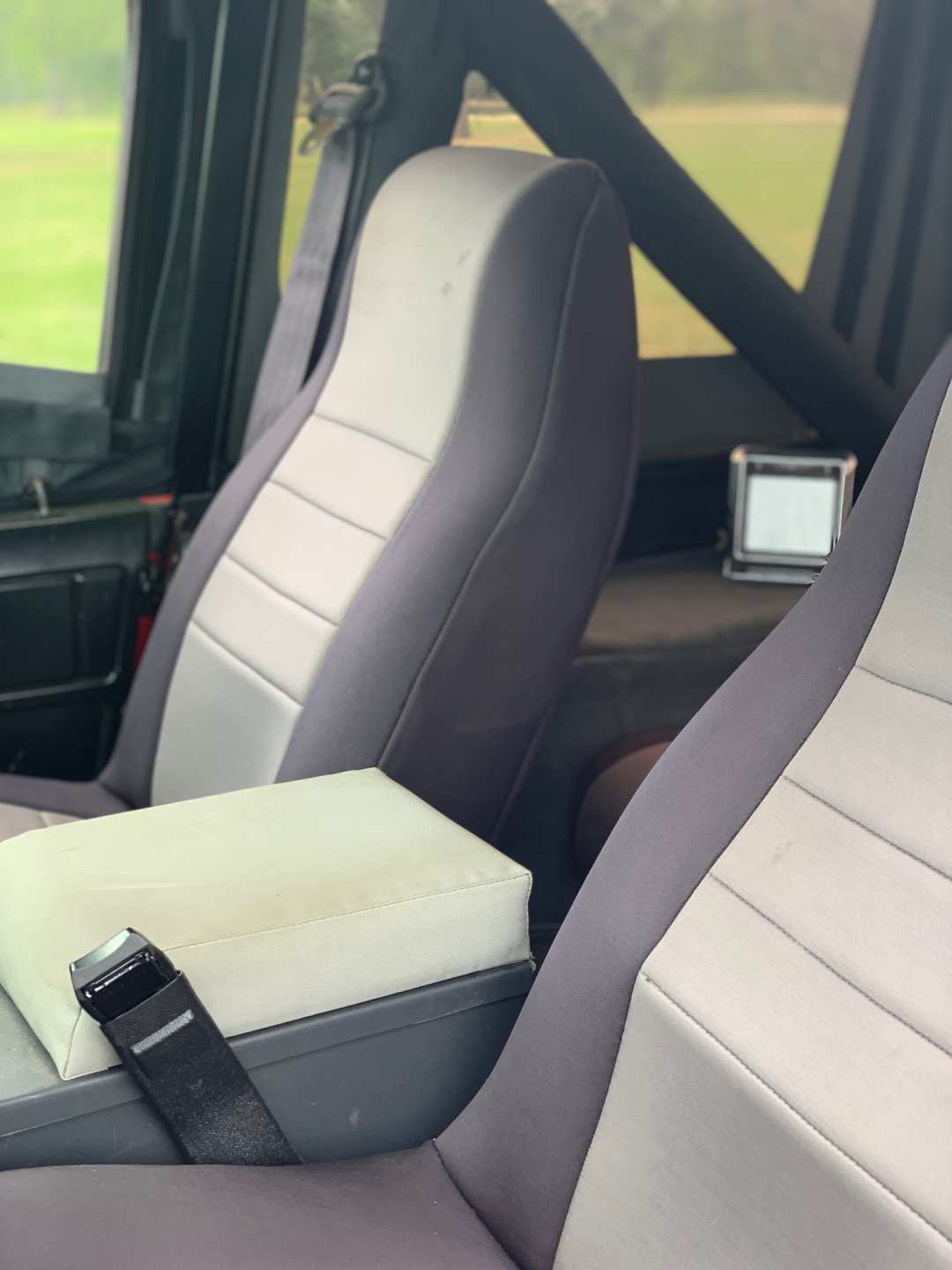 4th Image of a 1989 JEEP WRANGLER