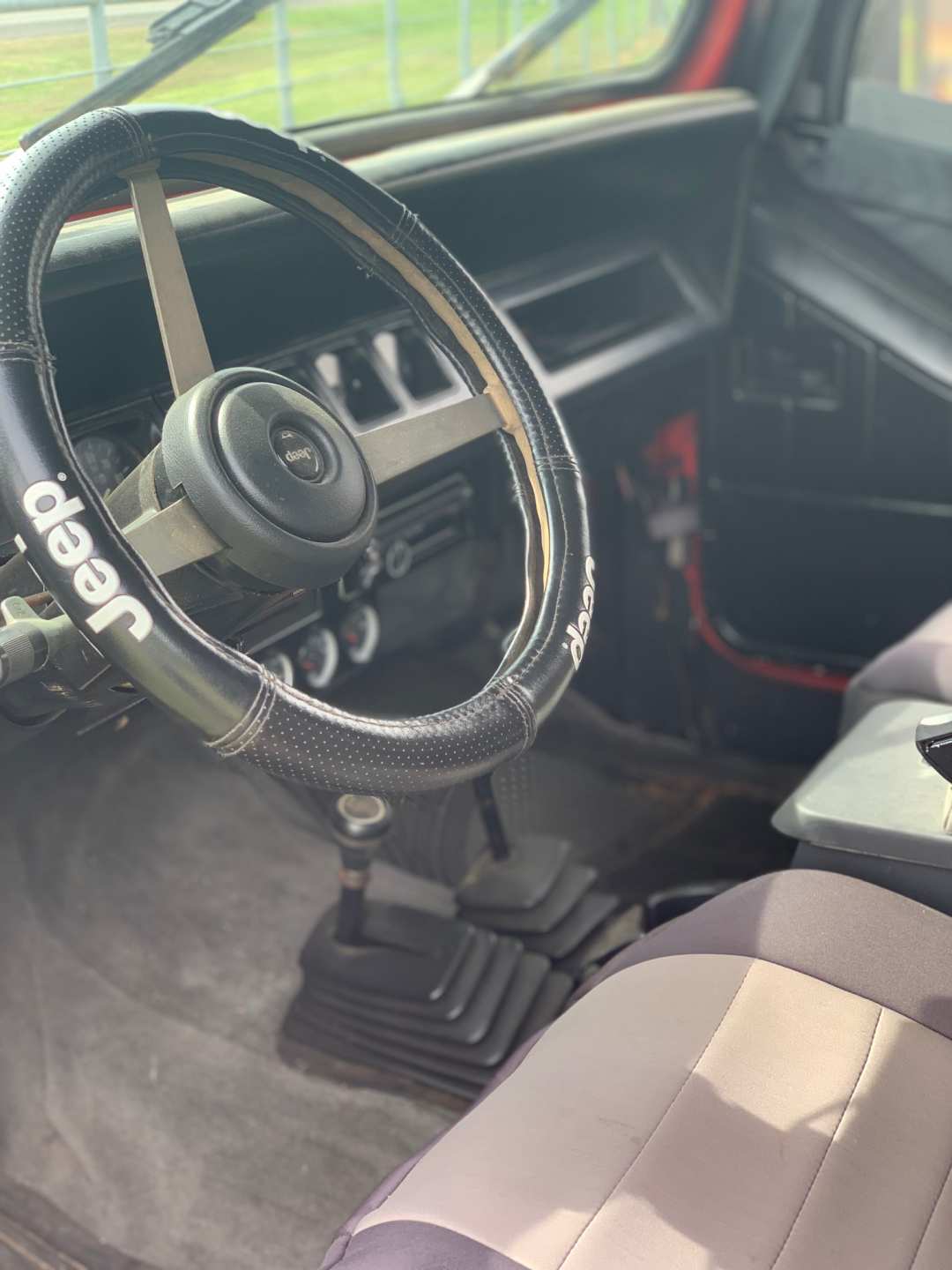 5th Image of a 1989 JEEP WRANGLER