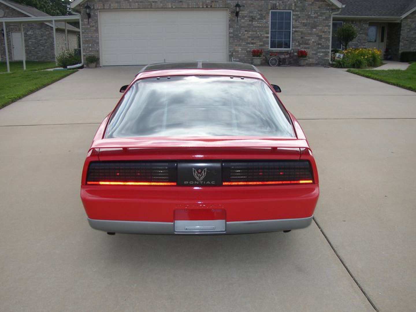 2nd Image of a 1987 PONTIAC FIREBIRD TRANS AM