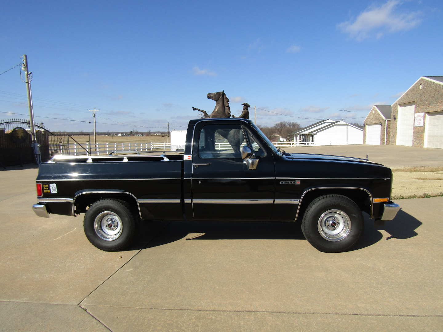 6th Image of a 1984 GMC C1500