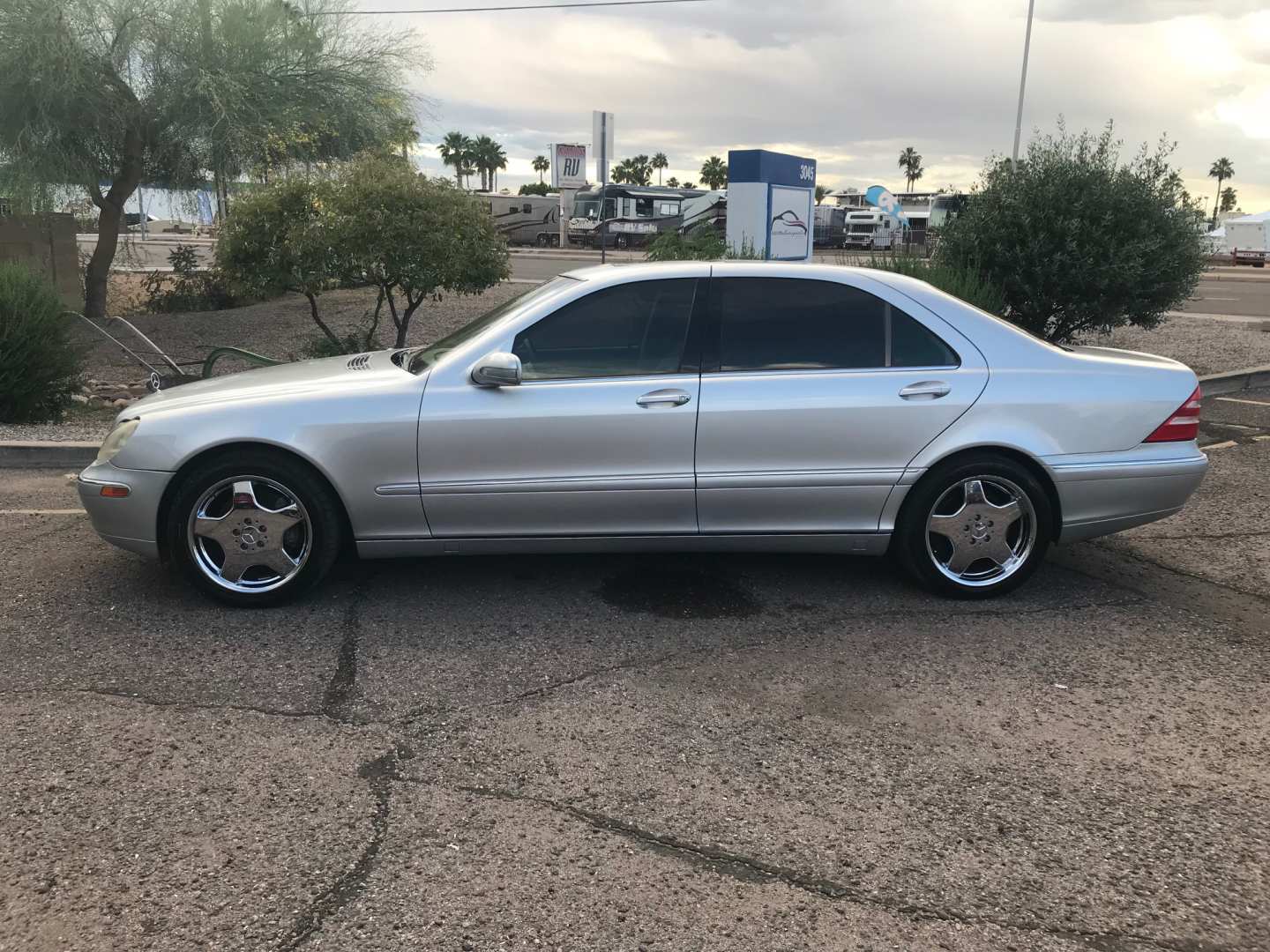 3rd Image of a 2002 MERCEDES-BENZ S-CLASS S430