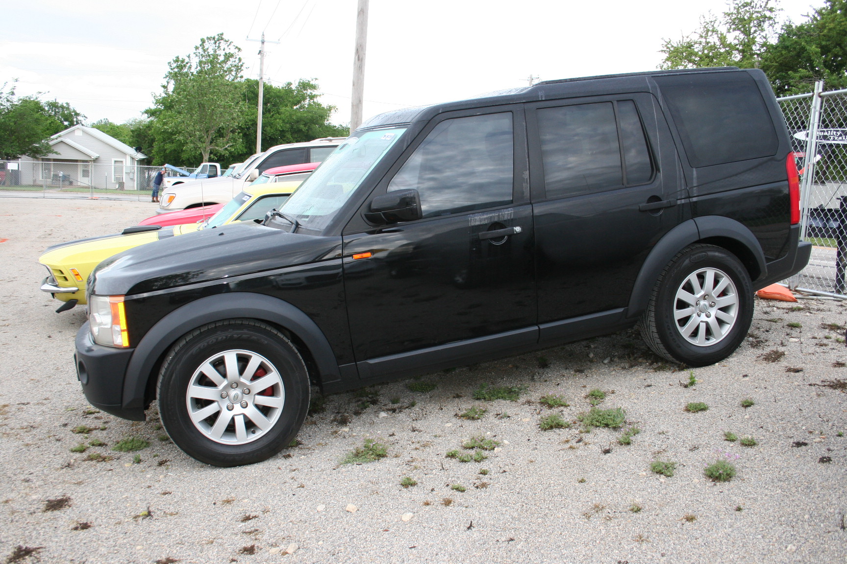 2nd Image of a 2006 LAND ROVER LR3