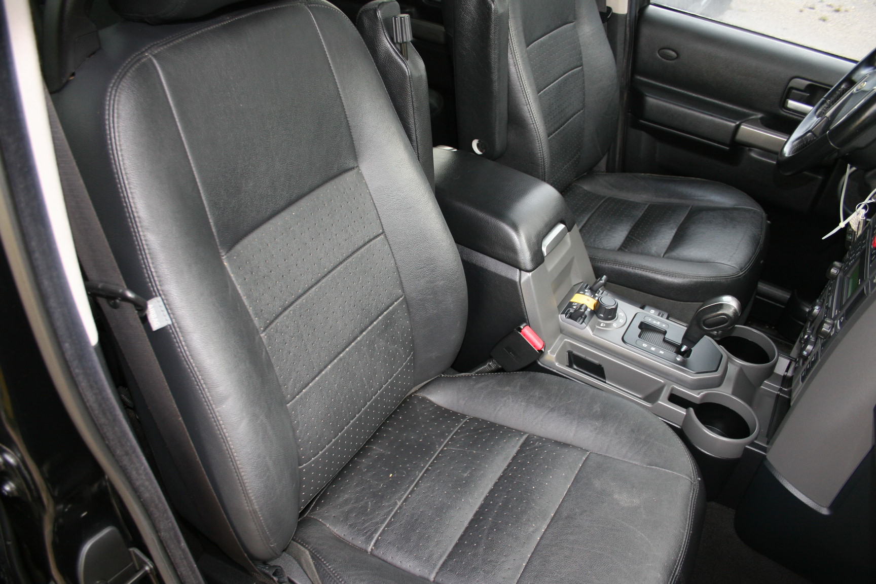 8th Image of a 2006 LAND ROVER LR3