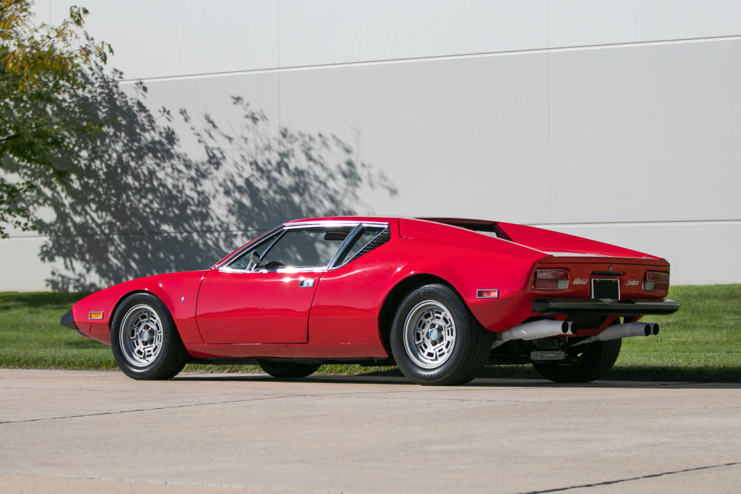 1st Image of a 1973 DETOMASO PANTERA