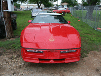 Image 2 of 8 of a 1987 CHEVROLET CORVETTE