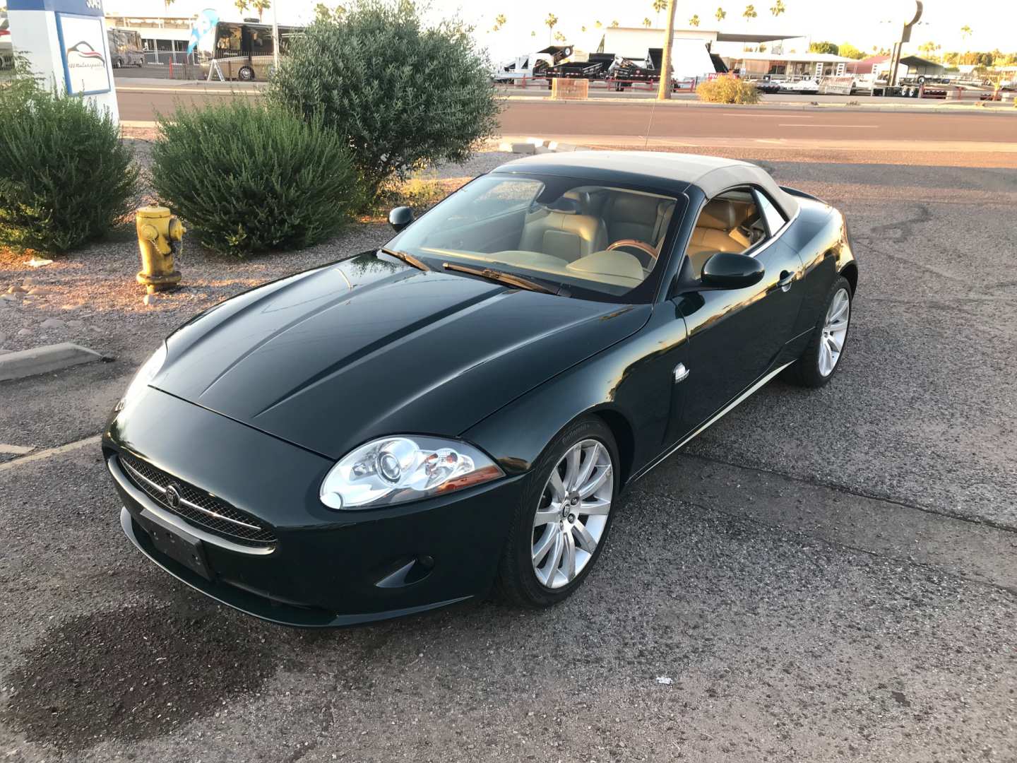 2nd Image of a 2007 JAGUAR XK XK