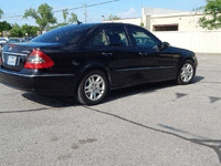 Image 5 of 10 of a 2007 MERCEDES-BENZ E-CLASS E320 CDI