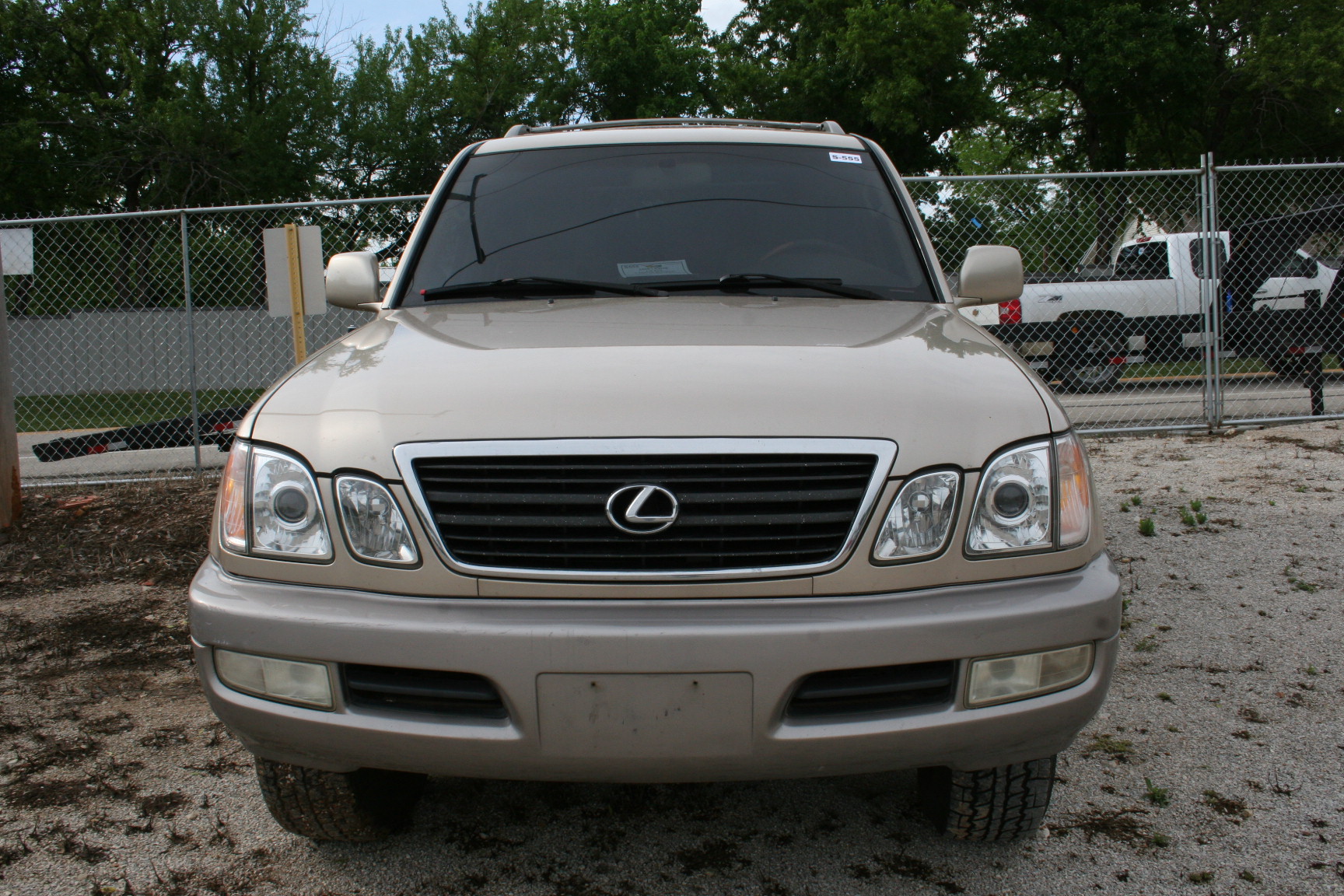 0th Image of a 2000 LEXUS LX 470