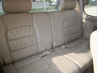 Image 9 of 14 of a 2000 LEXUS LX 470