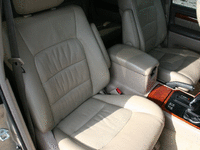 Image 10 of 14 of a 2000 LEXUS LX 470