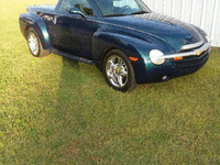 Image 1 of 8 of a 2005 CHEVROLET SSR