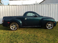 Image 3 of 8 of a 2005 CHEVROLET SSR