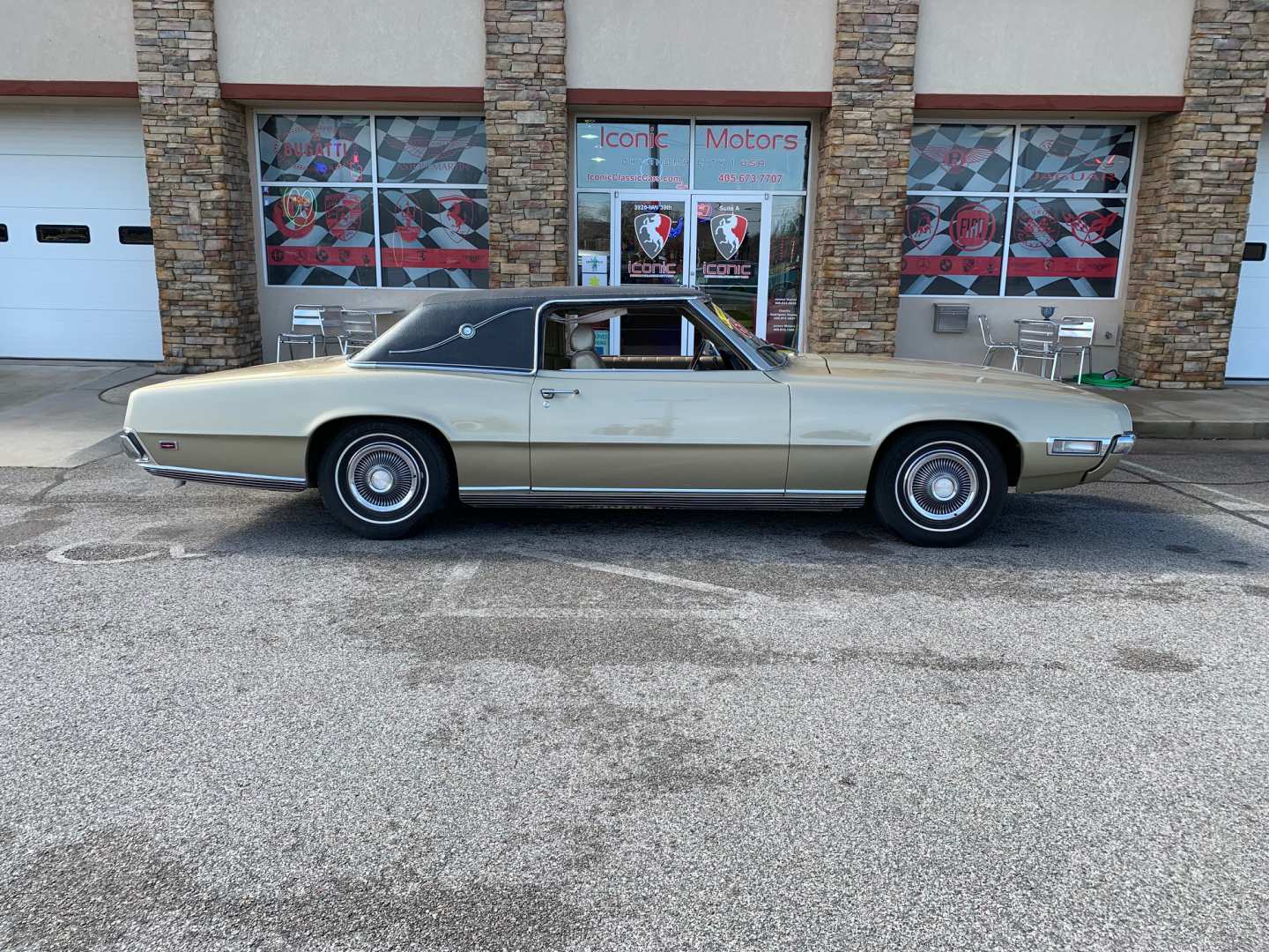 1st Image of a 1969 FORD THUNDERBIRD