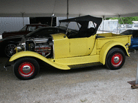 Image 3 of 9 of a 1928 DODGE ROADSTER