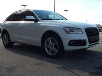 Image 9 of 13 of a 2013 AUDI Q5 PREMIUM PLUS