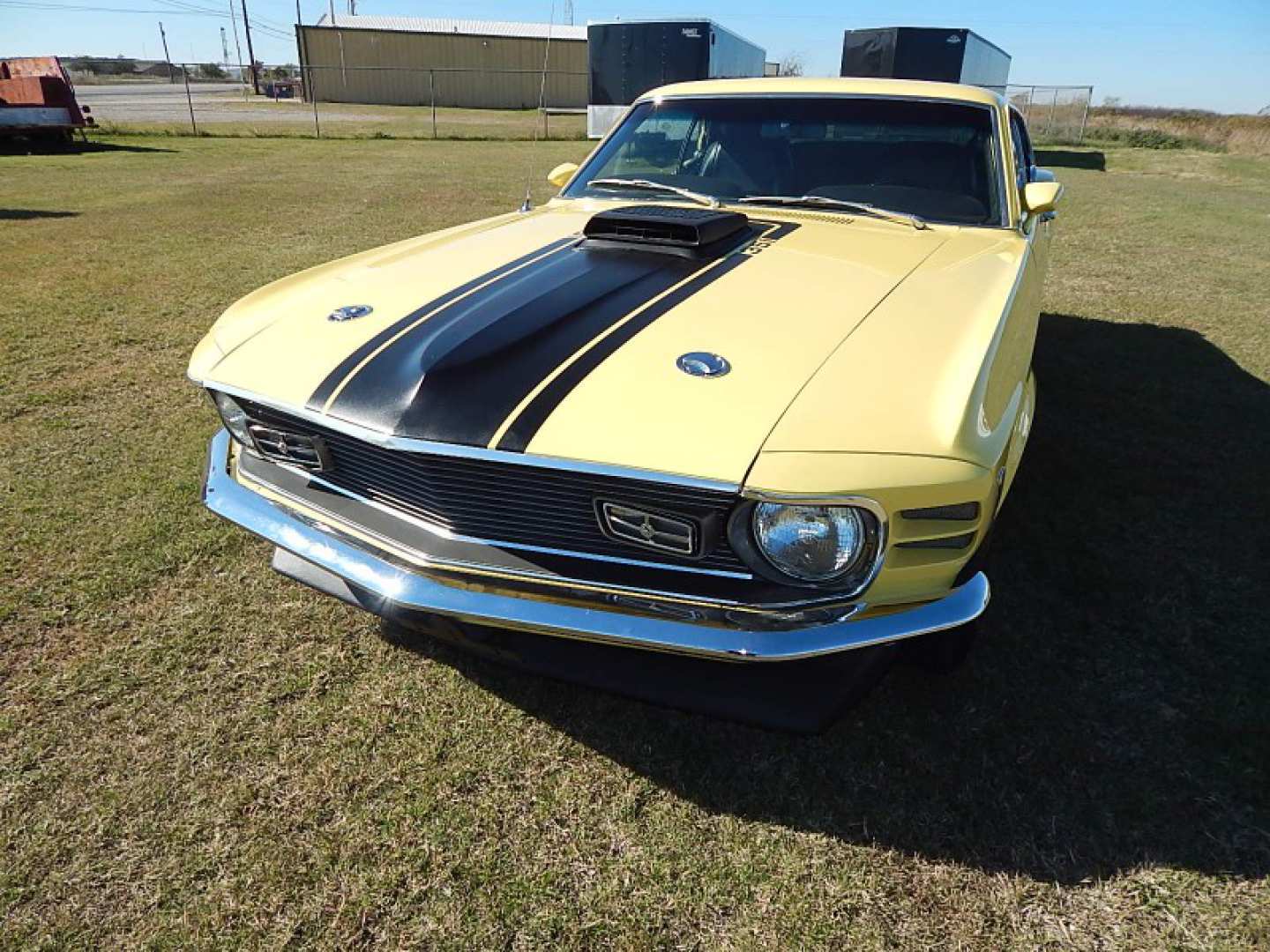 4th Image of a 1970 FORD MUSTANG MACH I