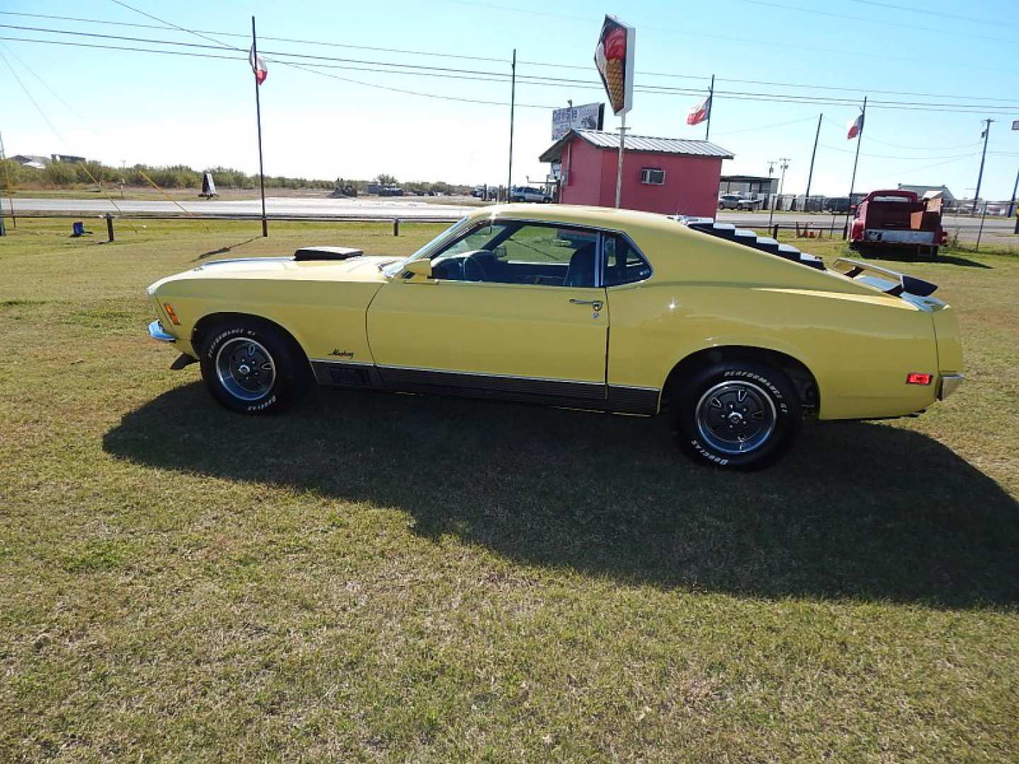 18th Image of a 1970 FORD MUSTANG MACH I