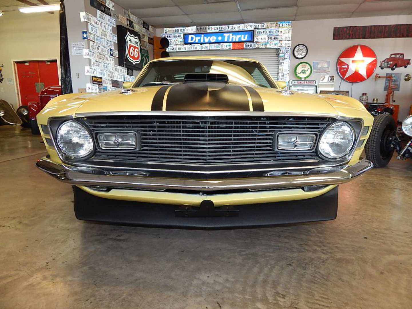 23rd Image of a 1970 FORD MUSTANG MACH I