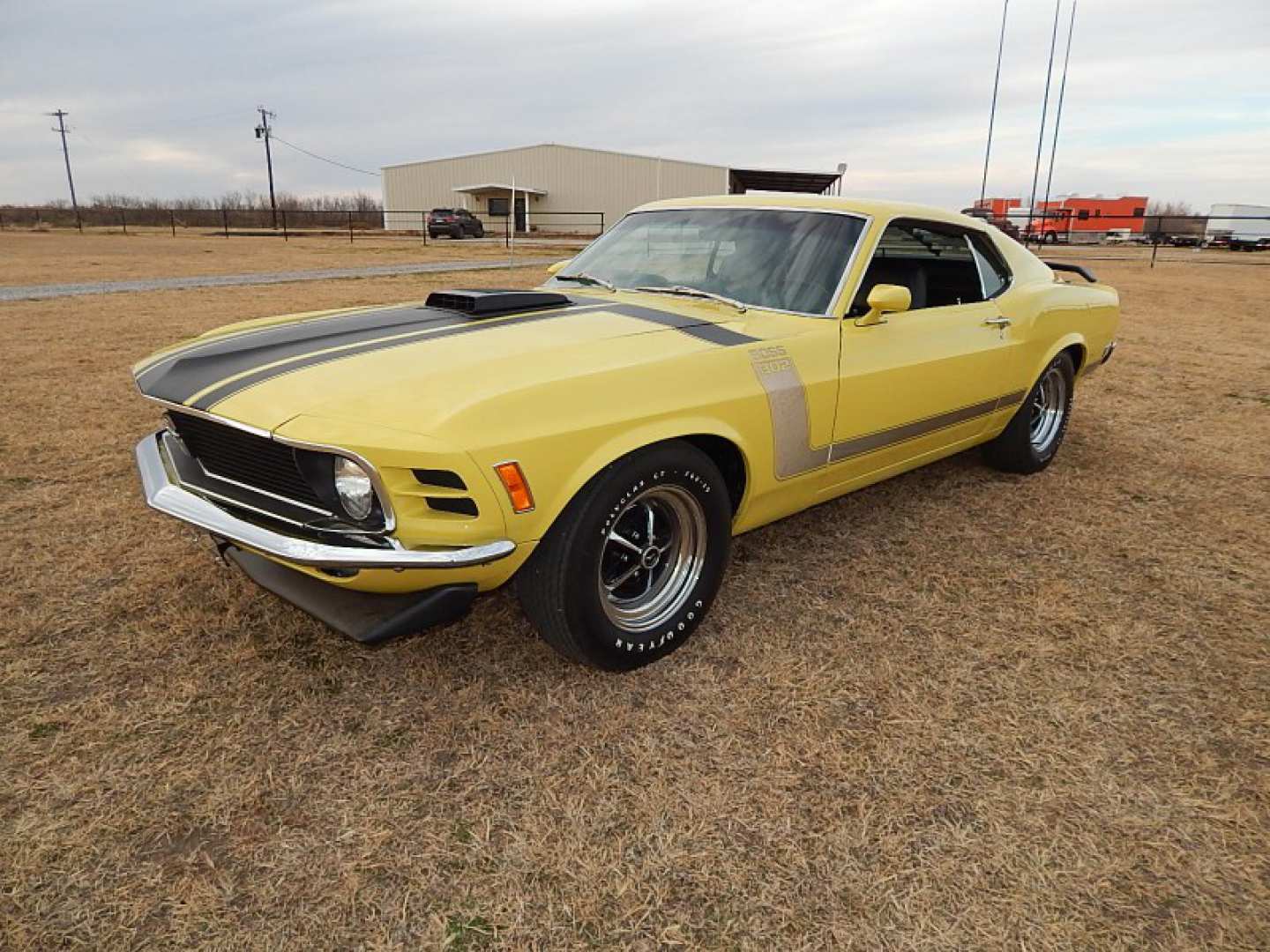 2nd Image of a 1970 FORD MUSTANG BOSS 302