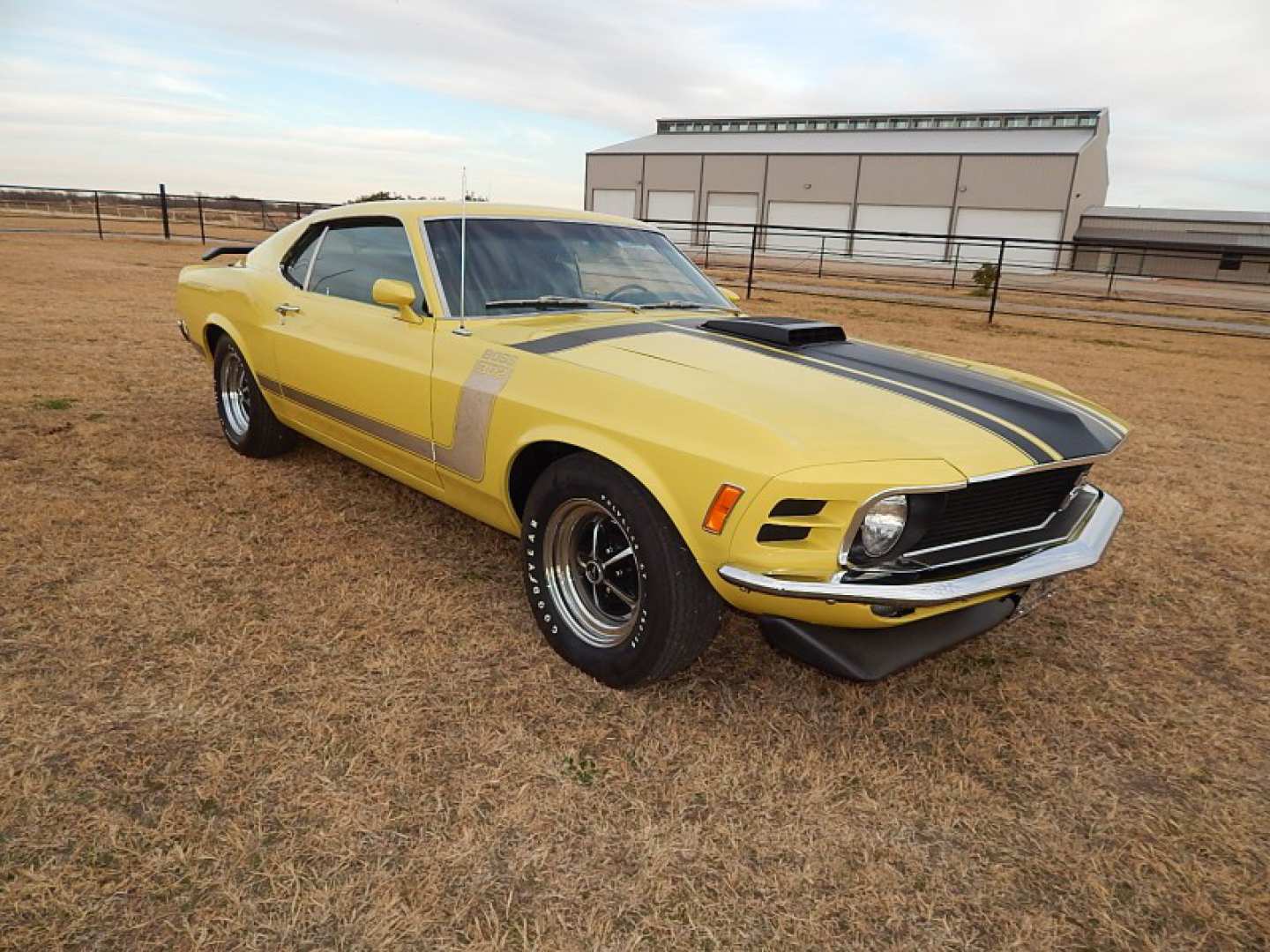22nd Image of a 1970 FORD MUSTANG BOSS 302