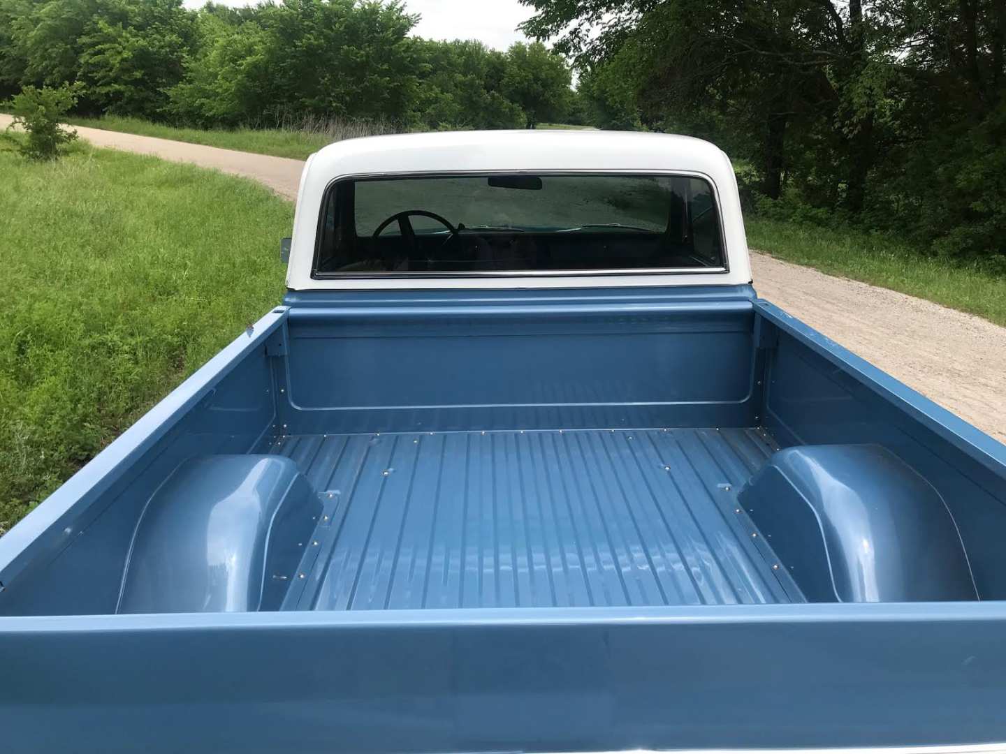 3rd Image of a 1972 CHEVROLET K10