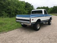Image 2 of 6 of a 1972 CHEVROLET K10