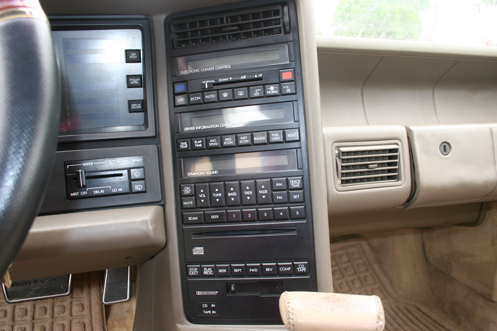 3rd Image of a 1993 CADILLAC ALLANTE