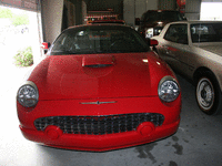 Image 1 of 15 of a 2005 FORD THUNDERBIRD