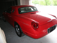 Image 12 of 15 of a 2005 FORD THUNDERBIRD