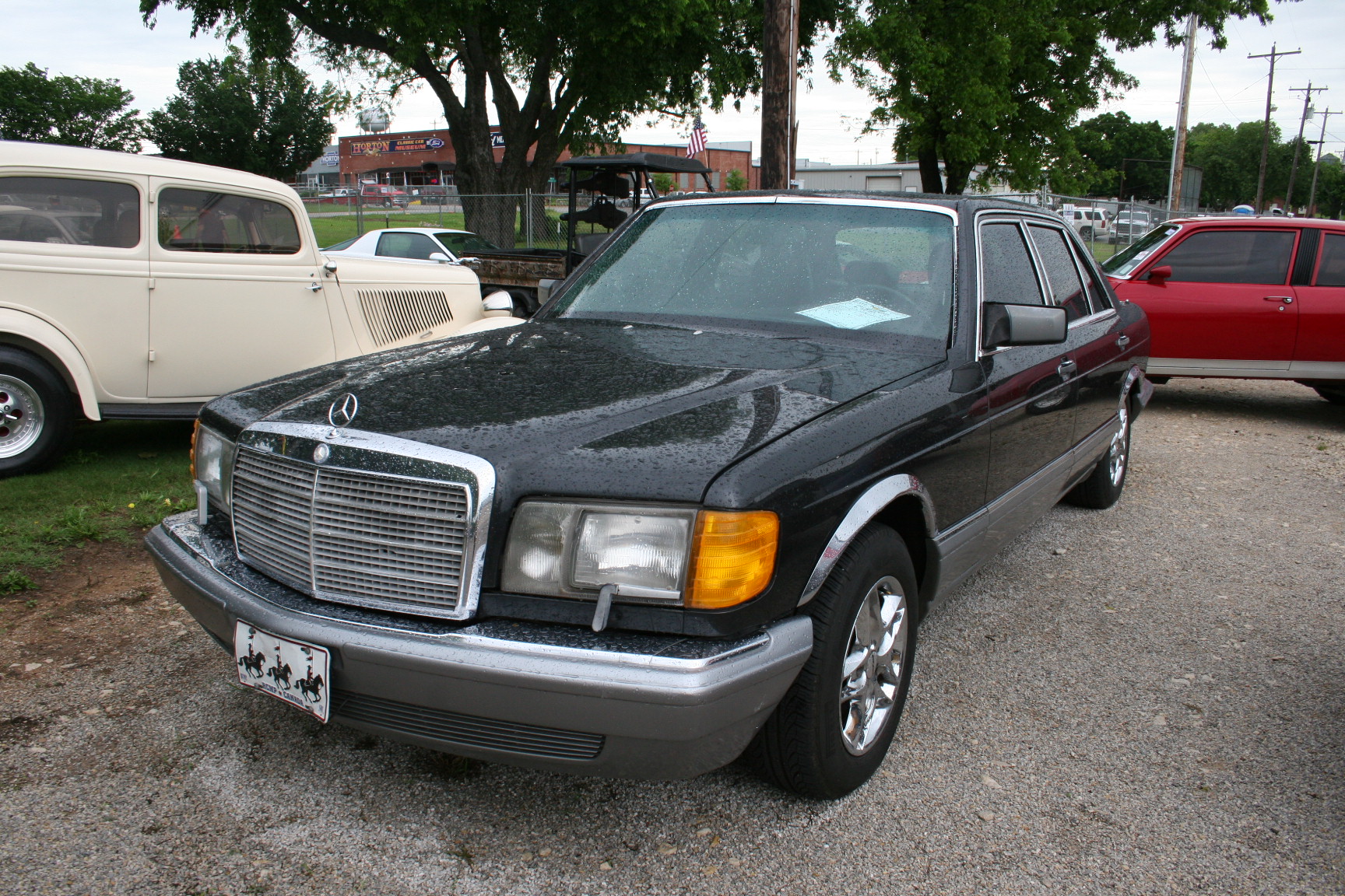 1st Image of a 1987 MERCEDES-BENZ 560 560SEL