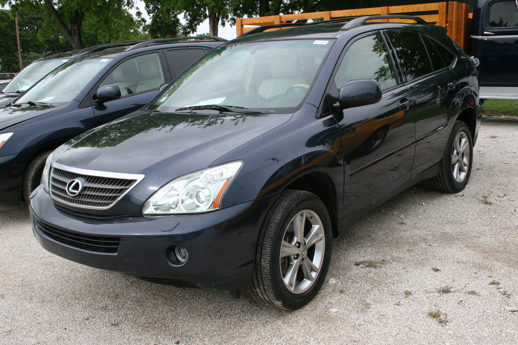 1st Image of a 2007 LEXUS RX 400H