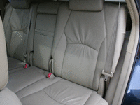 Image 7 of 16 of a 2007 LEXUS RX 400H