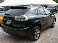 Image 15 of 16 of a 2007 LEXUS RX 400H