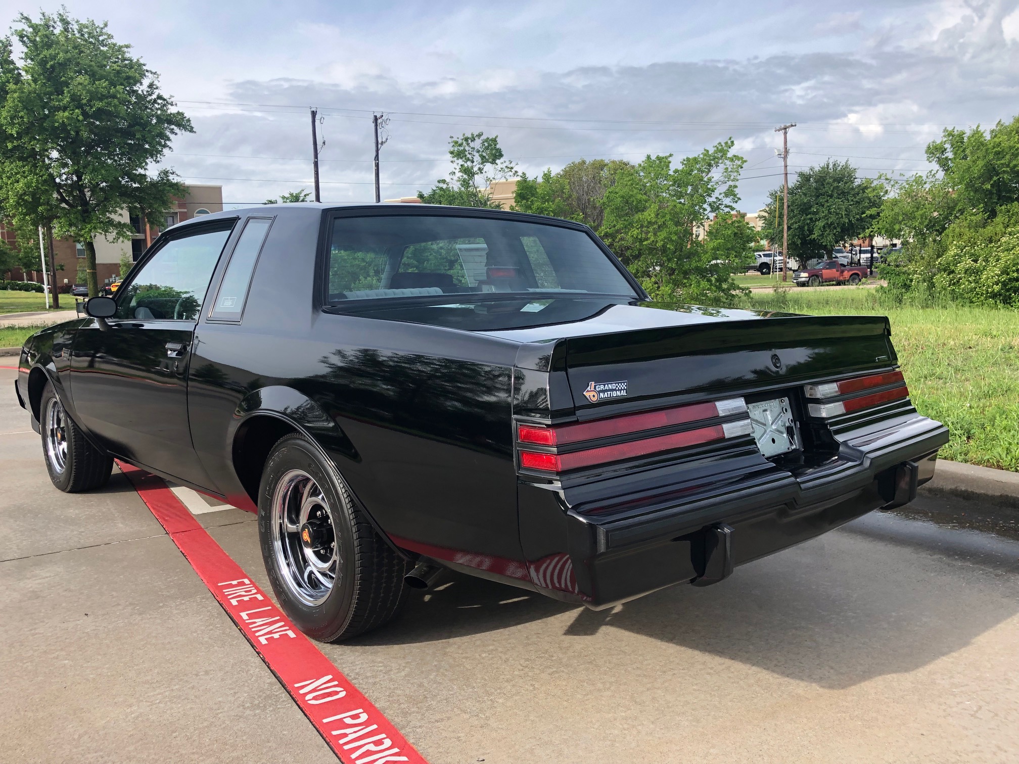 5th Image of a 1987 BUICK REGAL GRAND NATIONAL