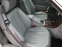 Image 5 of 12 of a 1994 MERCEDES-BENZ SL500