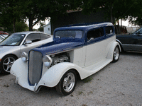 Image 2 of 8 of a 1935 CHEVROLET TWO DOOR