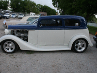 Image 3 of 8 of a 1935 CHEVROLET TWO DOOR