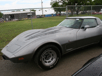 Image 2 of 9 of a 1978 CHEVROLET CORVETTE L82