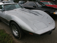 Image 3 of 9 of a 1978 CHEVROLET CORVETTE L82