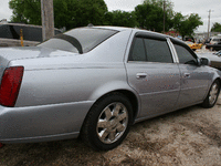 Image 10 of 10 of a 2004 CADILLAC DEVILLE DTS