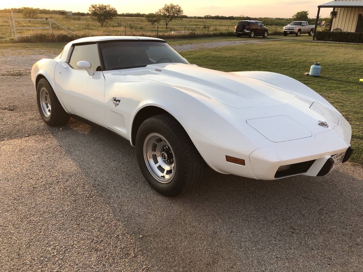 2nd Image of a 1978 CHEVROLET CORVETTE