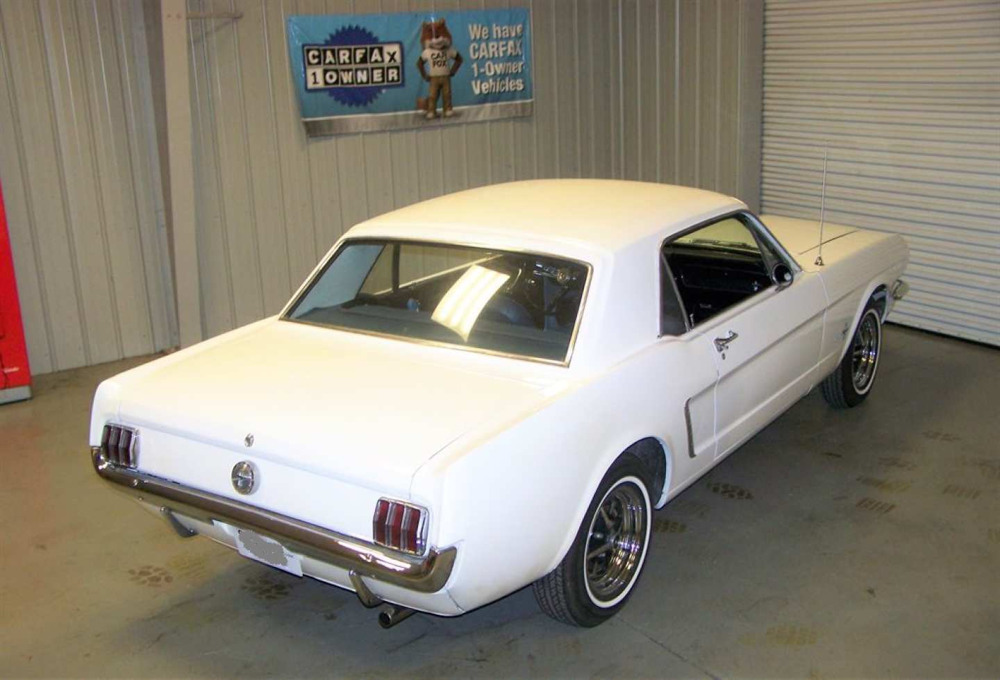 3rd Image of a 1965 FORD MUSTANG