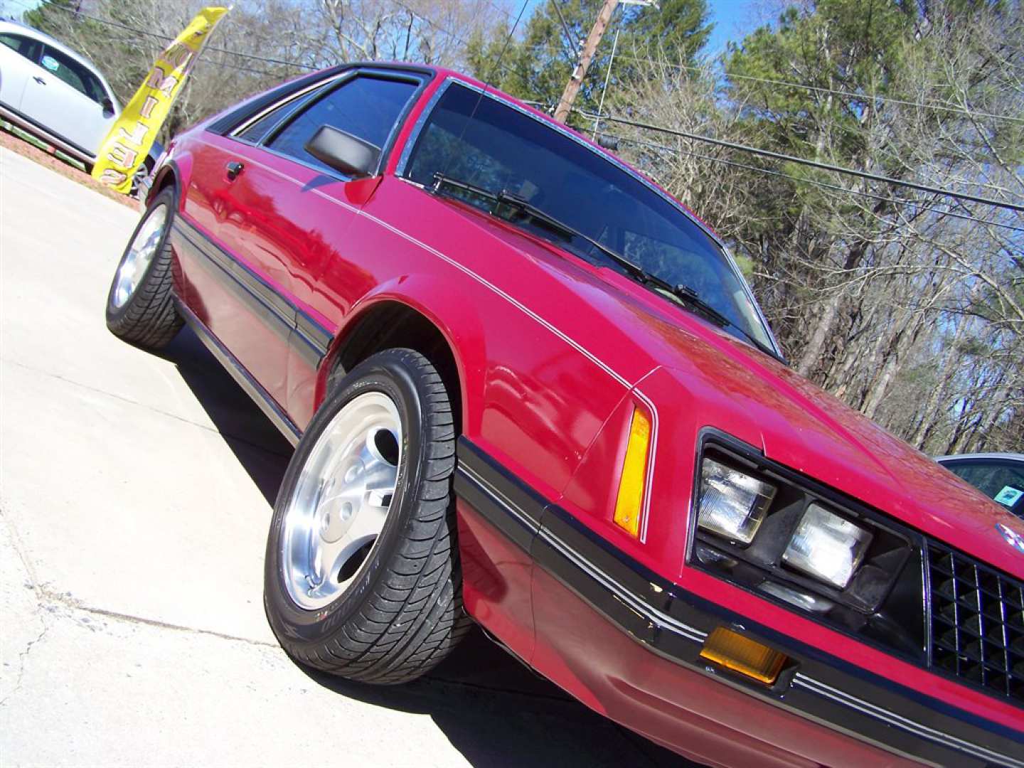 3rd Image of a 1981 FORD MUSTANG