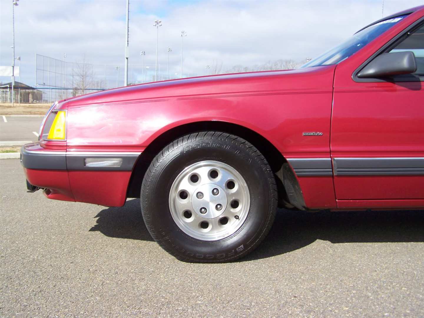 22nd Image of a 1984 FORD THUNDERBIRD