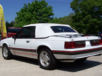 Image 4 of 25 of a 1989 FORD MUSTANG LX
