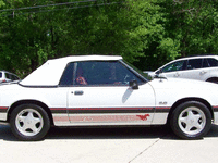 Image 7 of 25 of a 1989 FORD MUSTANG LX