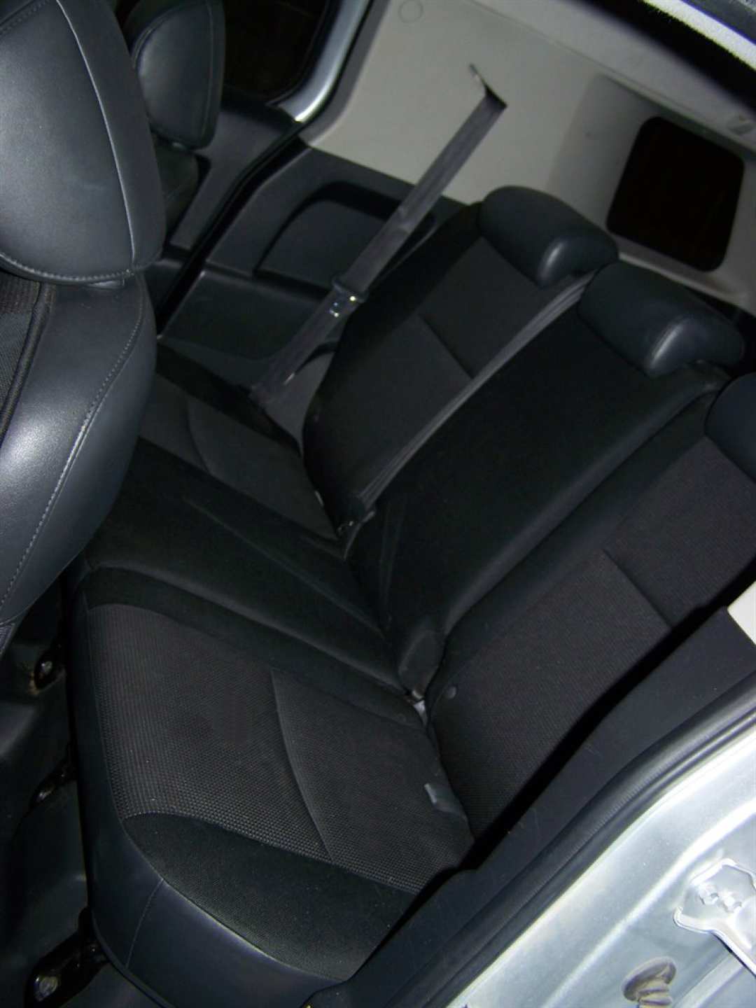 12th Image of a 2007 TOYOTA FJ CRUISER S