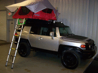 Image 6 of 19 of a 2007 TOYOTA FJ CRUISER S